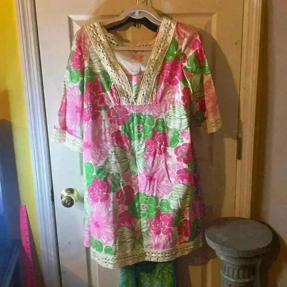 Lily‎ Pulitzer - Picture 1 of 1